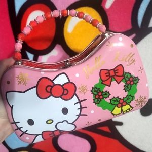 2022 Hello Kitty Christmas Tin